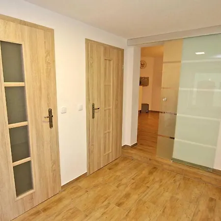 Ferienwohnung Gruenow See 10411 Apartment